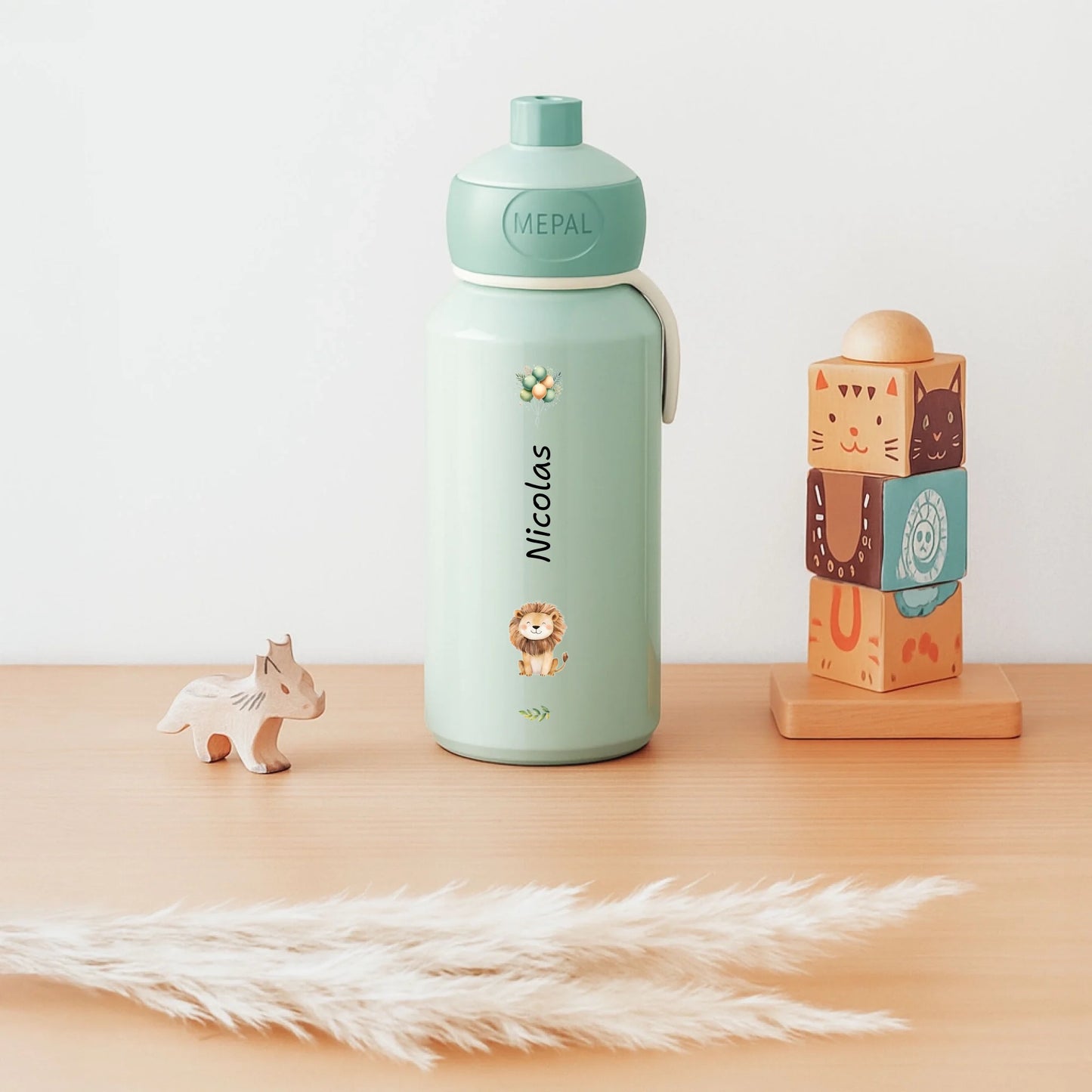 Personalisierte Flasche grün